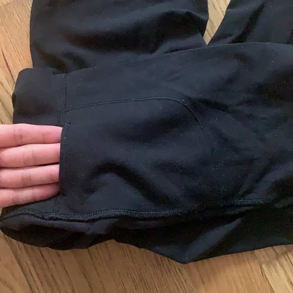 Lululemon cropped leggings size:8 - Picture 8 of 11